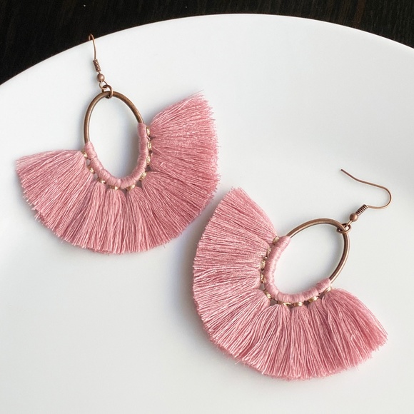 NEW "Amoret" Tassel Earrings (Dust rose) - Picture 3 of 7